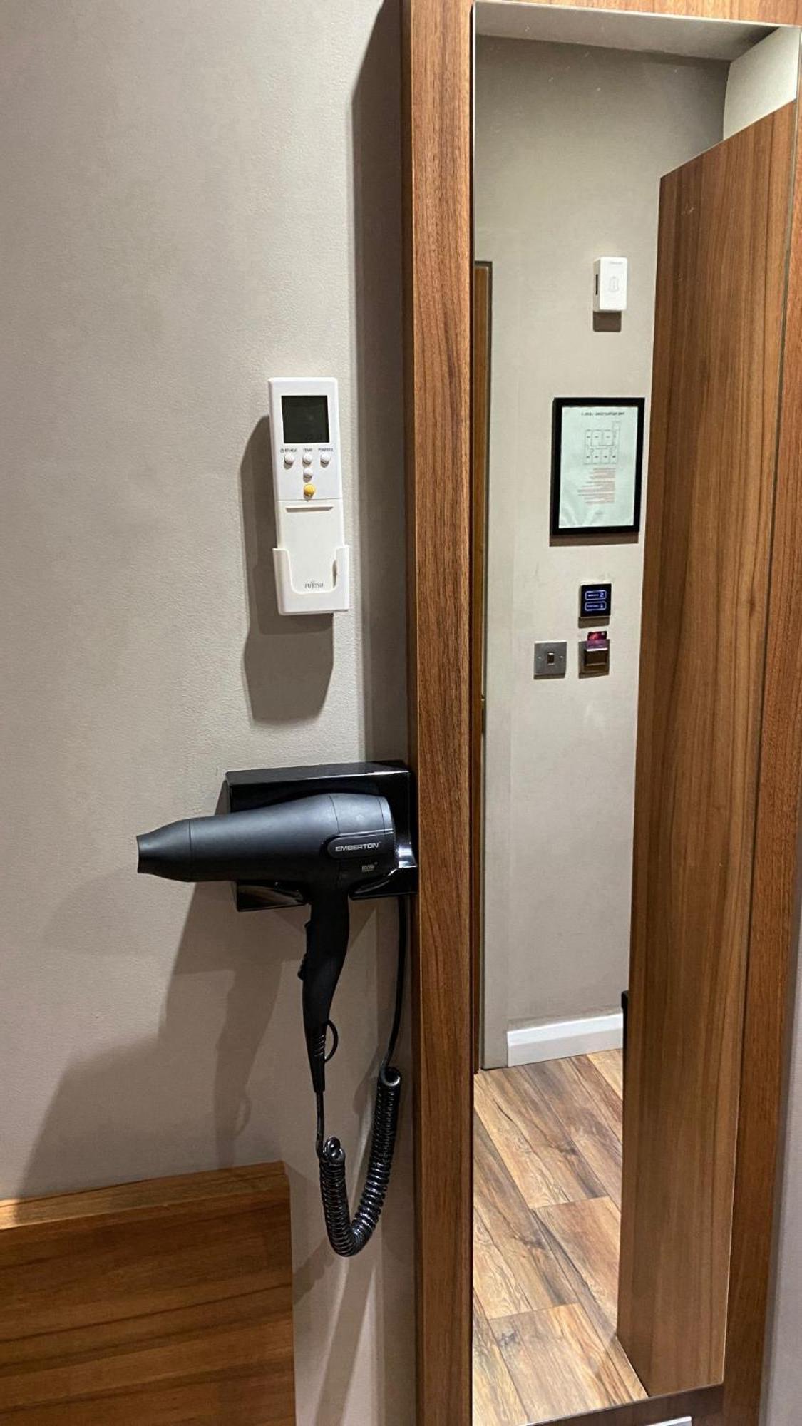 Hotel Court